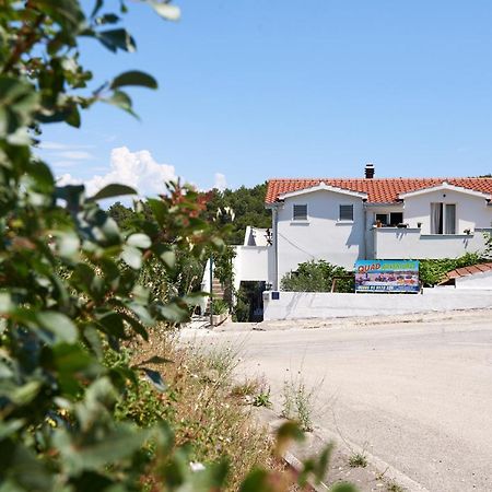 Guesthouse Aria Trogir Exteriör bild