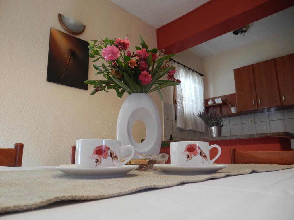 Guesthouse Aria Trogir Rum bild